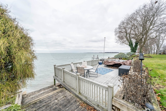 view of dock featuring a water view