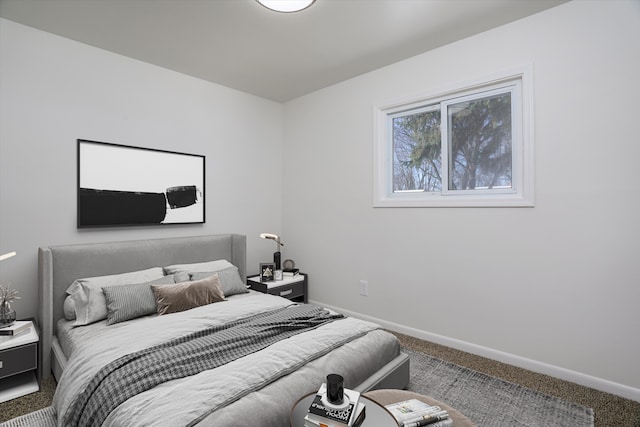 bedroom with carpet flooring