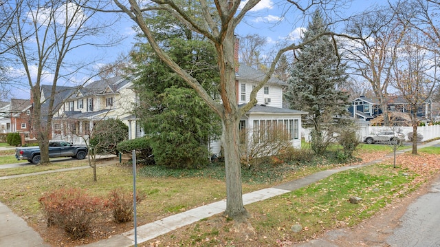 view of front of property