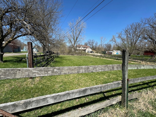 view of yard featuring a water view