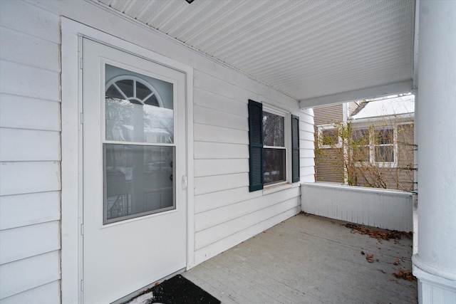 view of patio / terrace with a porch