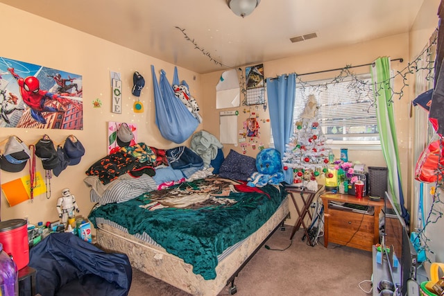 bedroom featuring carpet floors