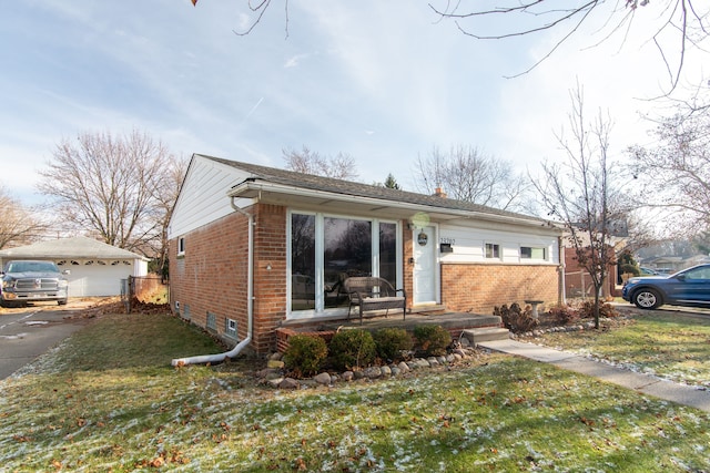 view of front of house with a front yard