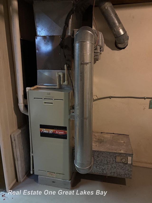 2377 Bay Woods Ct, Bay City, MI 48706 - view of utility room