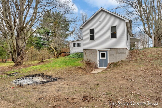 view of rear view of house