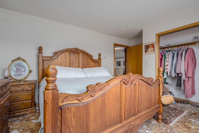 bedroom with a closet