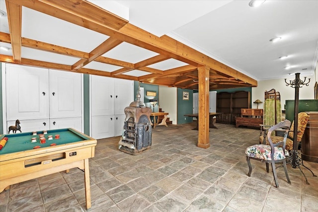 rec room with pool table