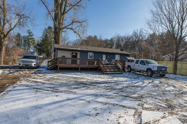 view of front of property