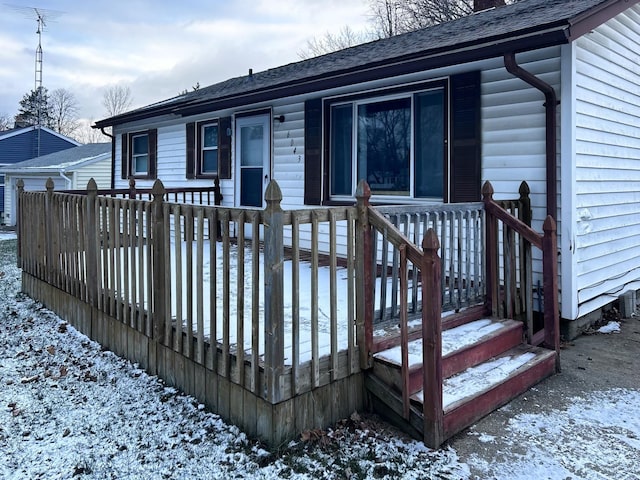 view of front of property