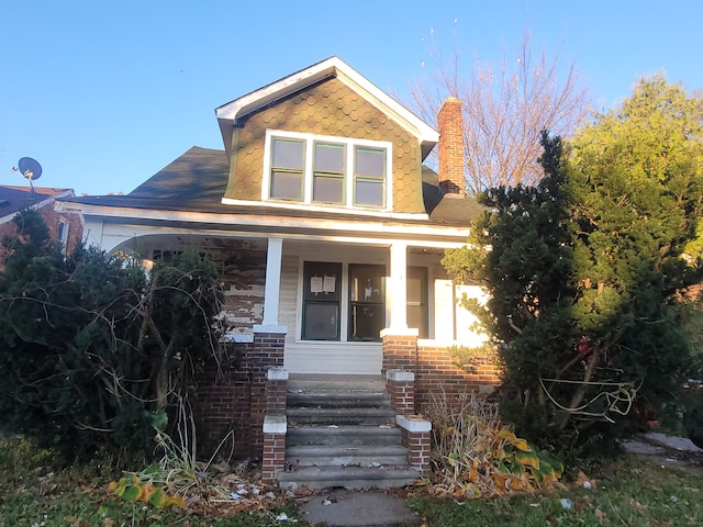 view of front of house featuring a porch