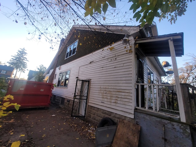 view of home's exterior