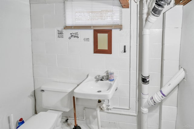 bathroom with sink and toilet