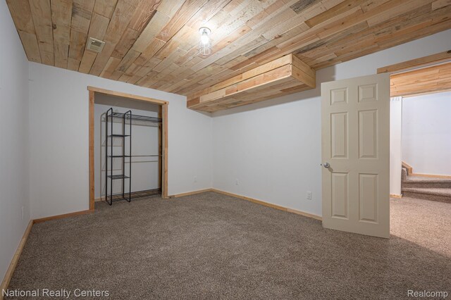 10040 Old Farm Trl, Davisburg, MI 48350 - unfurnished bedroom featuring carpet and baseboards