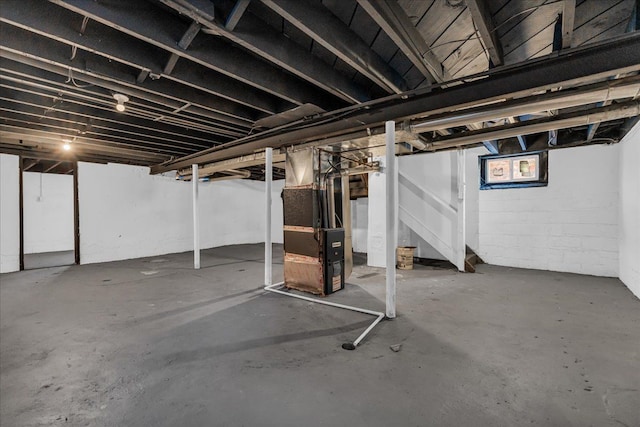 16148 Roselawn St, Detroit, MI 48221 - basement featuring heating unit