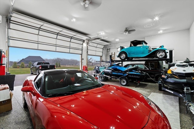 garage featuring ceiling fan