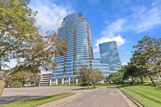 335 Bridge St NW Unit 2602, Grand Rapids, MI 49504 - view of building exterior