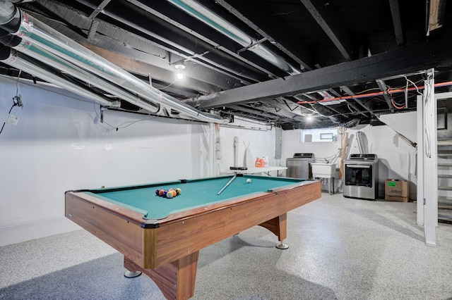 rec room with washer / clothes dryer, sink, and billiards