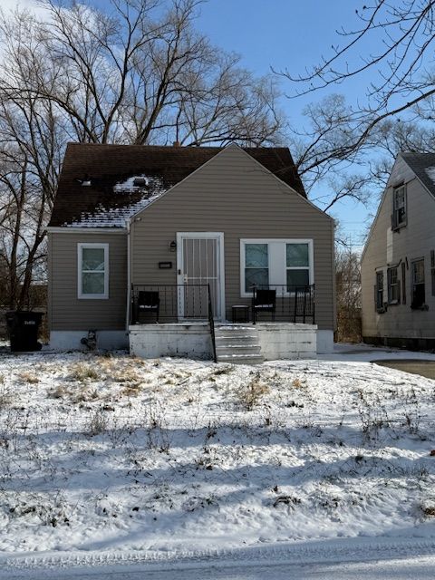 8630 Greenview Ave, Detroit, MI 48228 - view of front of house