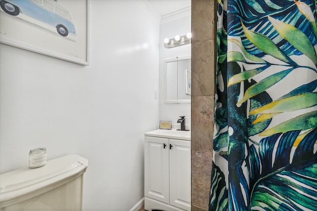 4643 Waldon Rd, Clarkston, MI 48348 - bathroom featuring vanity and ornamental molding