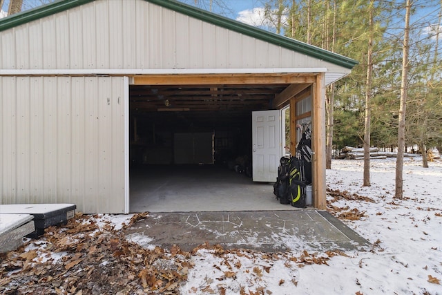 4643 Waldon Rd, Clarkston, MI 48348 - view of garage