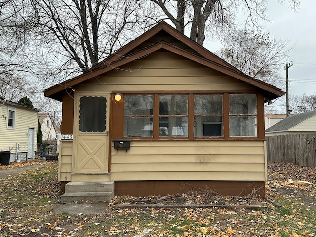 view of front of property