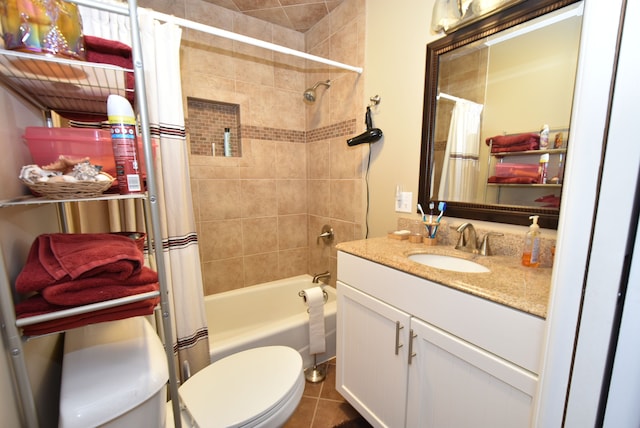 4141 Buena Vista Dr, Greenbush, MI 48738 - full bath with vanity, shower / tub combo with curtain, toilet, and tile patterned floors