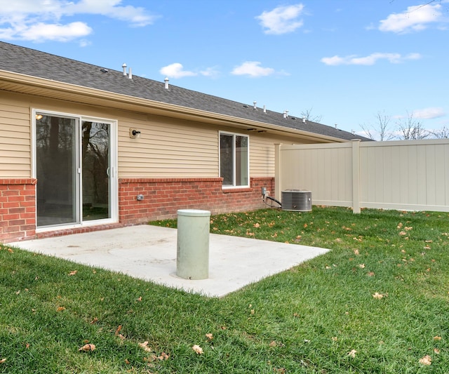5405 Volterra Dr, Monroe, MI 48161 - rear view of property featuring brick siding and a patio area