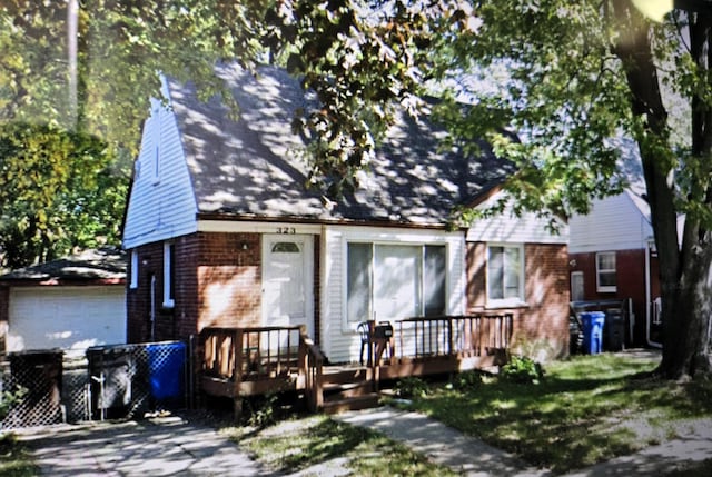 view of front of house