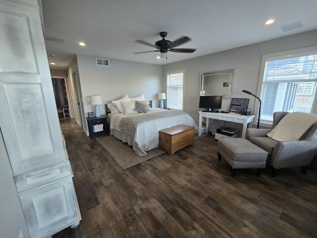 585 Crescent Dr, Holland, MI 49423 - bedroom with dark wood-style flooring, visible vents, ceiling fan, and recessed lighting