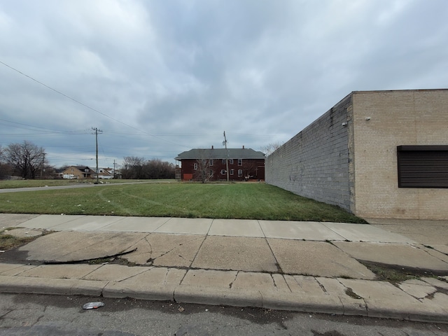 Listing photo 2 for 8840 Van Dyke St, Detroit MI 48213