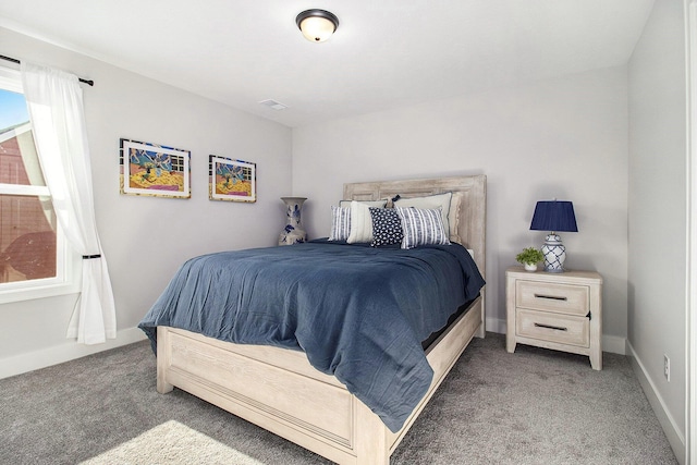 14236 Phoenix Pl, Holland, MI 49424 - carpeted bedroom featuring baseboards
