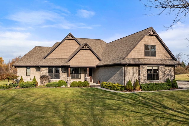 view of front of house with a front lawn