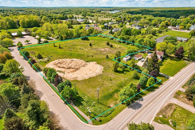 12750 Fountain Sq, Davisburg, MI 48350