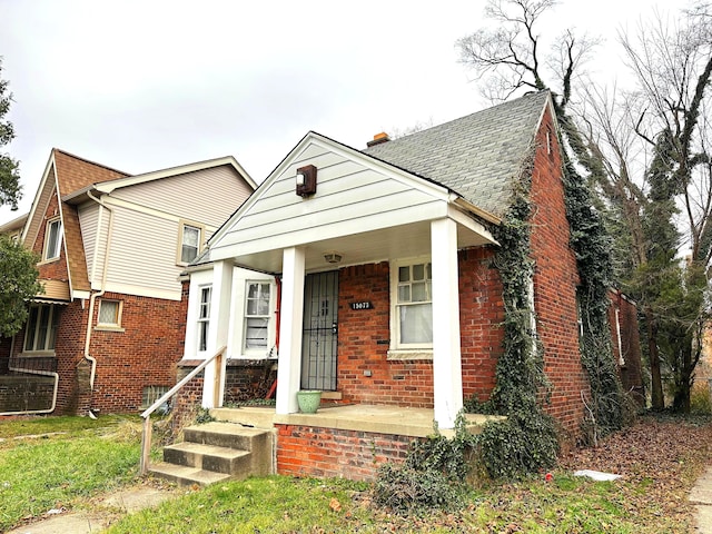 view of front of property with covered porch