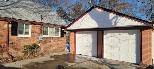 view of detached garage