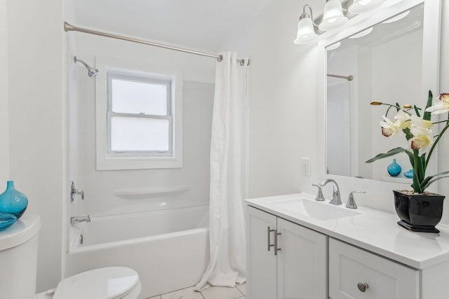 full bathroom featuring shower / bath combination with curtain, vanity, and toilet