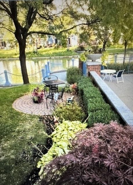 view of yard with a water view