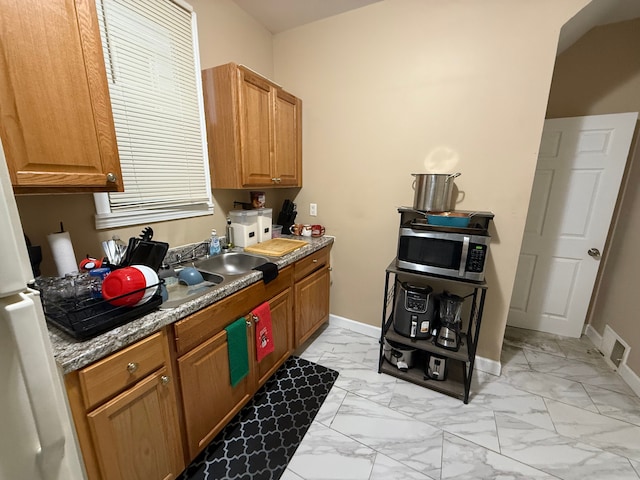 kitchen featuring sink