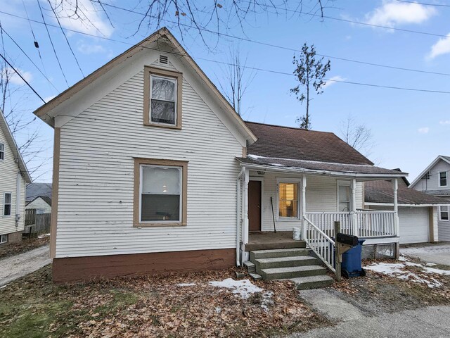 415 N Shelby St, Cadillac, MI 49601