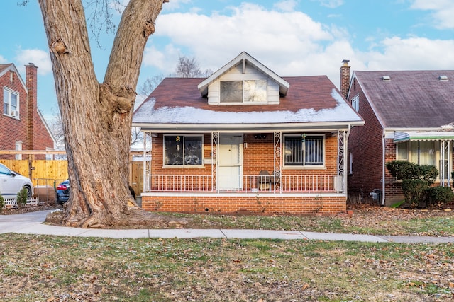 view of front of property with covered porch