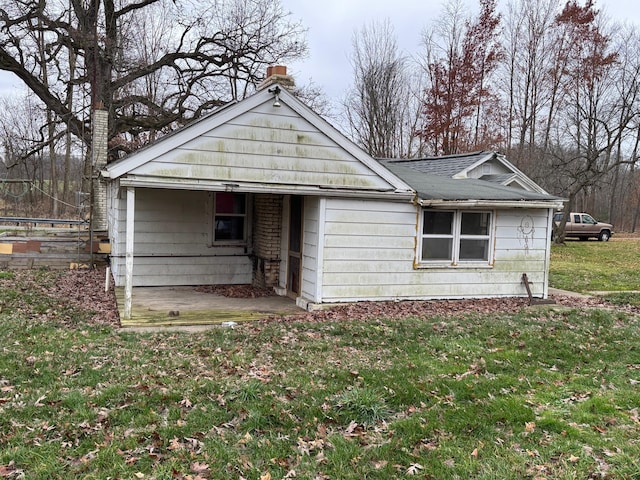 exterior space featuring a yard