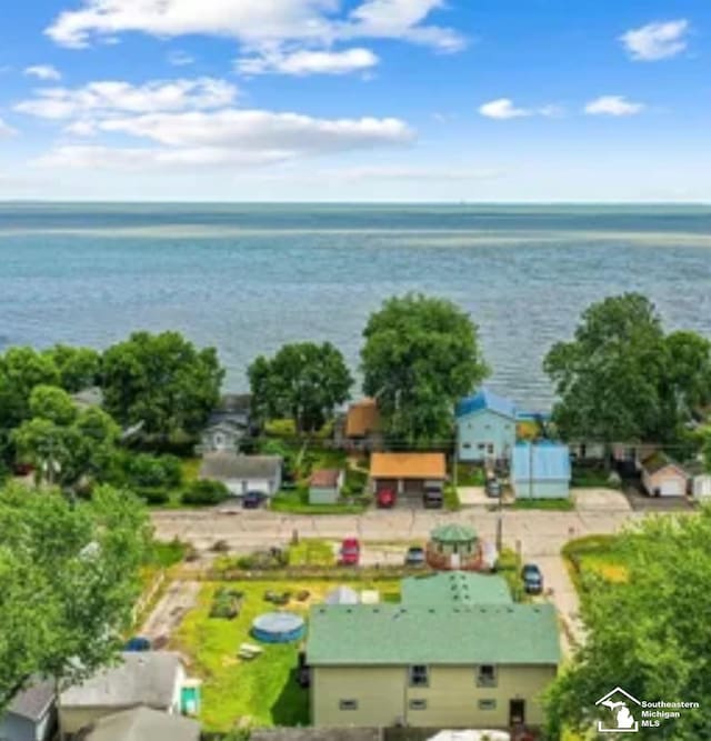 11239 Harold Dr, Luna Pier, MI 48157 - photo 3
