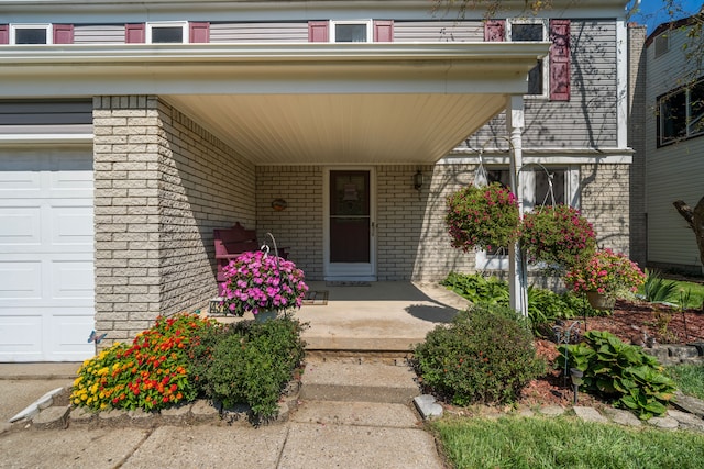 property entrance with a porch