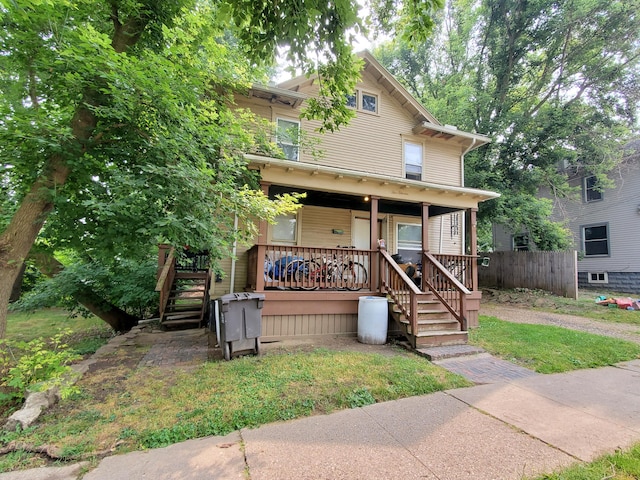 view of front facade with covered porch