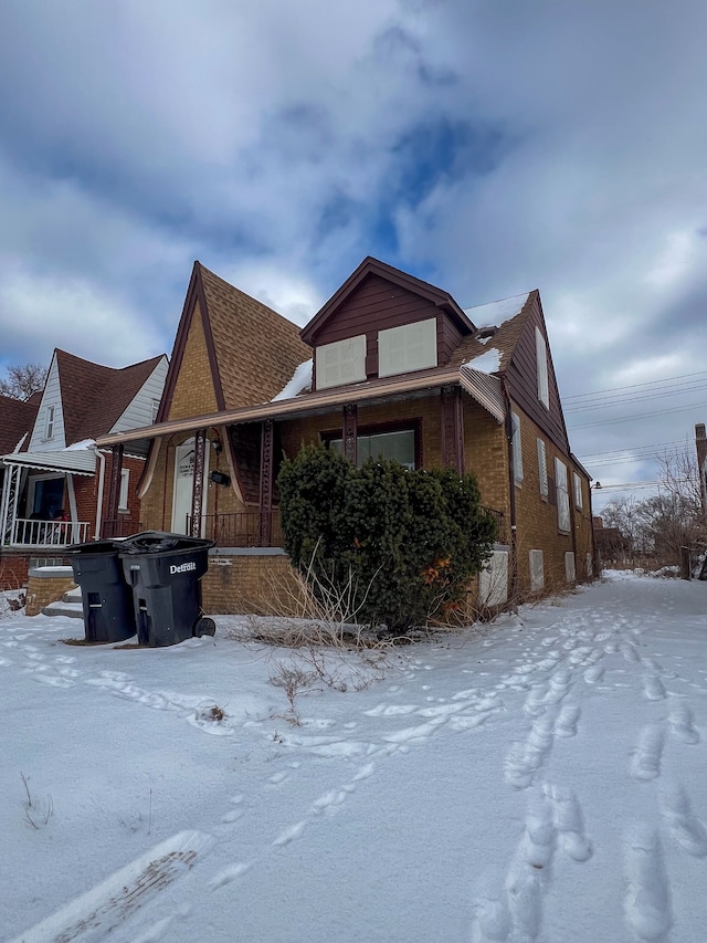 view of front of house featuring a porch