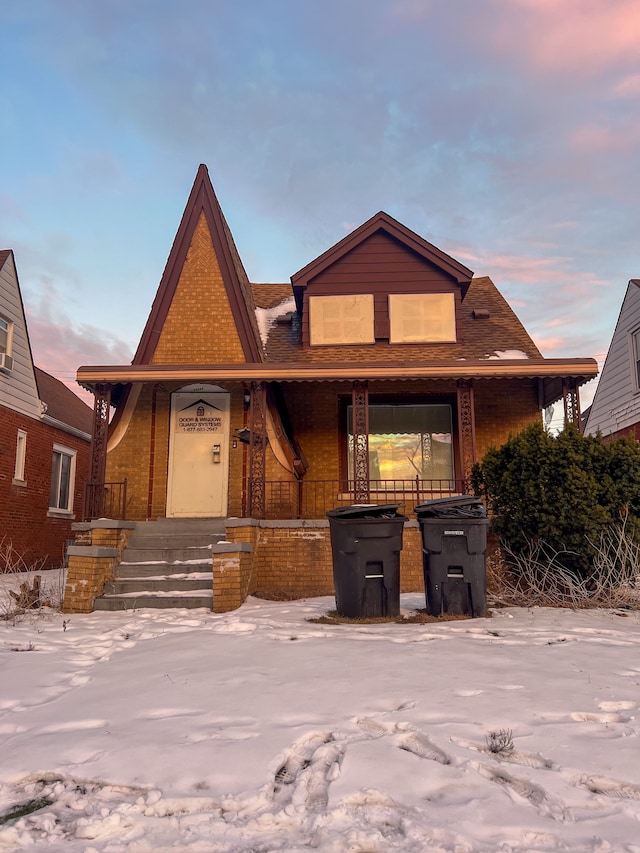 view of front of property with covered porch