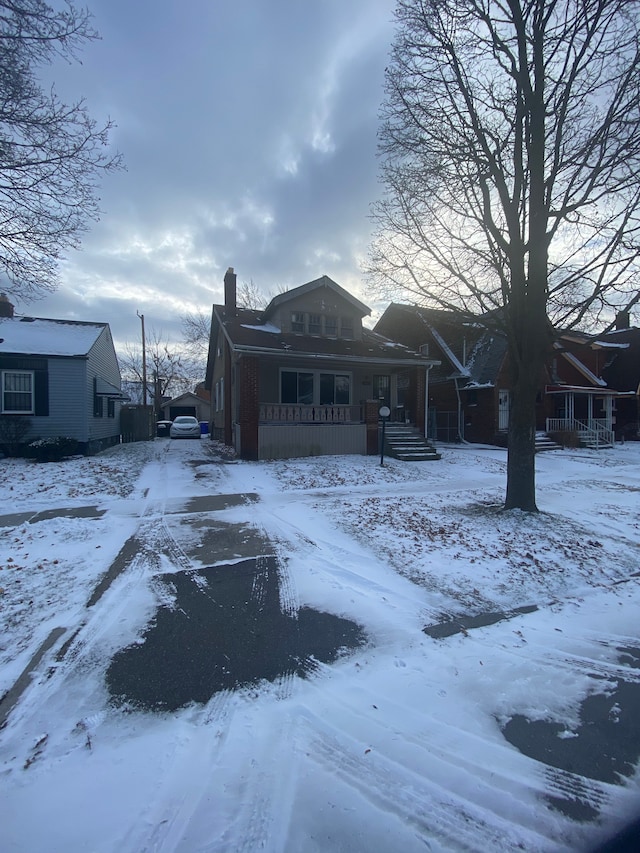 view of front of home featuring a porch