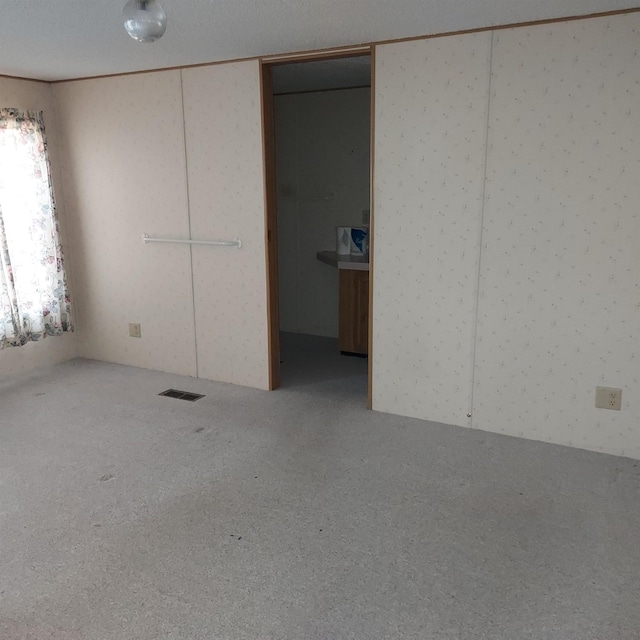 2816 N Michael Pl, Traverse City, MI 49686