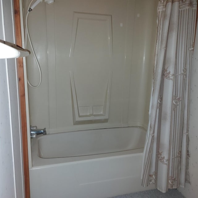 2816 N Michael Pl, Traverse City, MI 49686