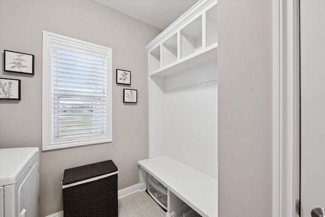 mudroom featuring independent washer and dryer